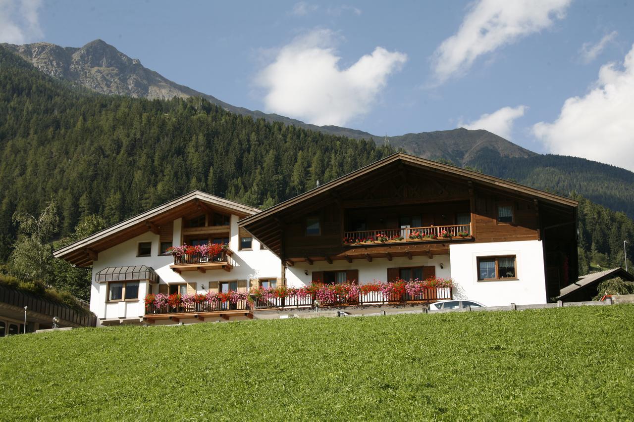 Residence Karnutsch Santa Valpurga Esterno foto